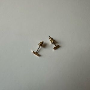 Gold plated bar earrings